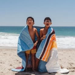 Rumpl Printed Retro Puffy 1-Person Blanket -Rumpl EASRID D4