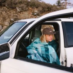 Rumpl Original Puffy 1-Person Blanket - Geo Blue -Rumpl ONECOL D8 1