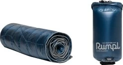 Rumpl Featherlite Blanket - 1 Person|-|Couverture En Duvet Featherlite - 1 Personne -Rumpl RPL TFLB 7E 7EFront4 20Deep 20Royal