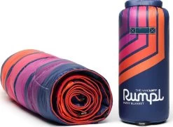 Rumpl Nanoloft Printed Blanket - 1 Person|-|Couverture à Imprimé Nanoloft - 1 Personne -Rumpl RPL TNLB 1P 7E 7EDetail1 20Retro 20Nights