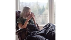 Rumpl Solid Original Puffy Blanket -Rumpl opplanet rumpl original puffy blanket solid black 1 person topb sb2 1 av 3