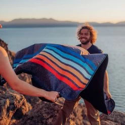 Rumpl Everywhere Mat - Coast Retro Rays -Rumpl rumpl everywhere mat one size everywhere mat coast retro rays tnsm crr o 28968149745736