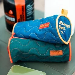 Rumpl Flame Stash Pouch - Hot Moss -Rumpl rumpl flame stash pouch small flame stash pouch hot moss ru04303060s 1166991908