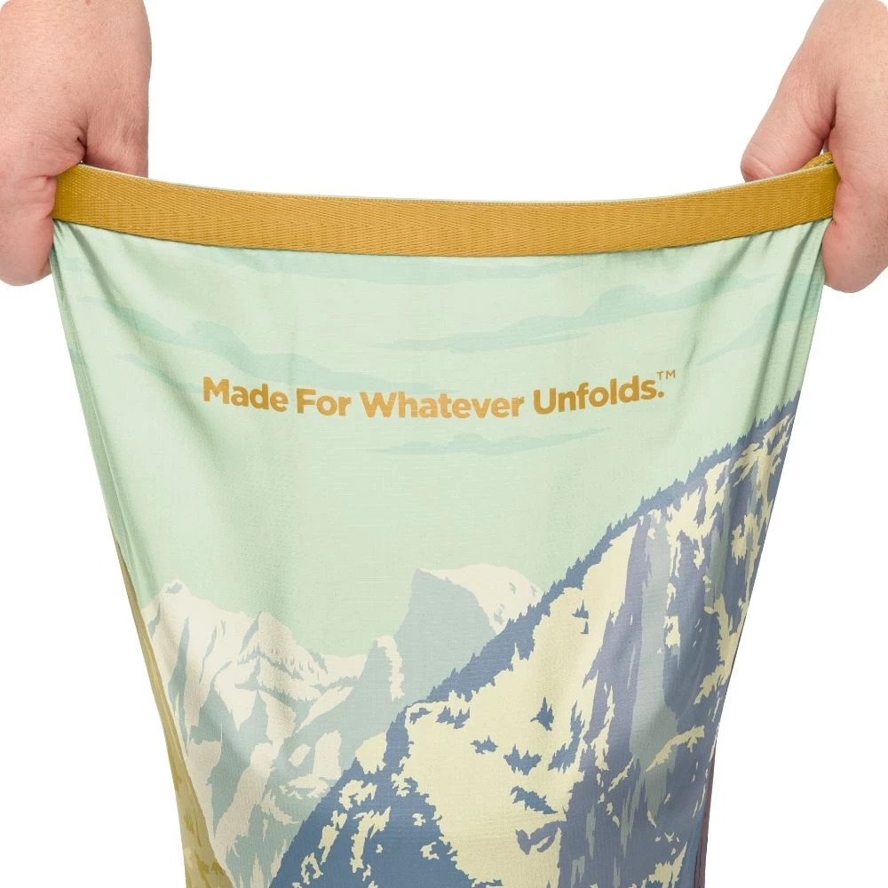 Rumpl Original Puffy Blanket - Yosemite National Park 11 Rumpl Original Puffy Blanket - Yosemite National Park - Image 9