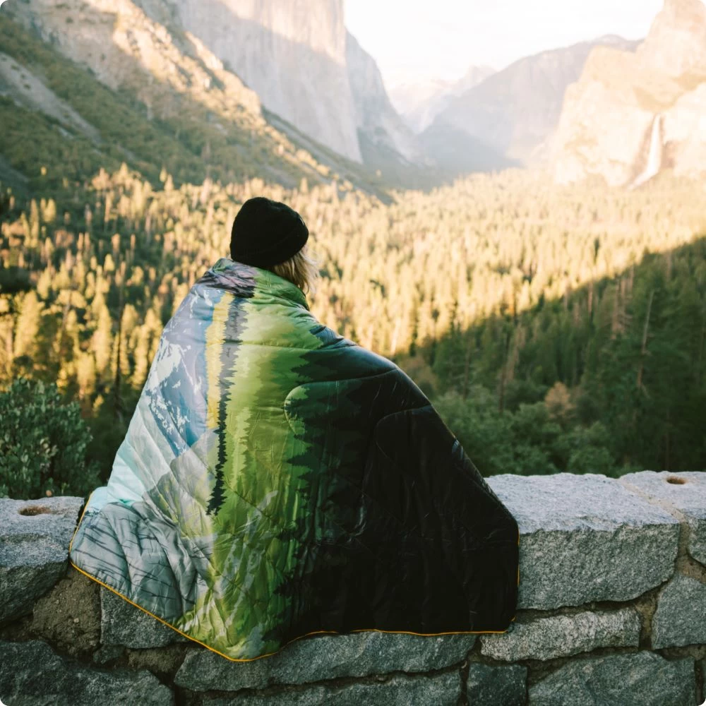 Rumpl Original Puffy Blanket - Yosemite National Park 12 Rumpl Original Puffy Blanket - Yosemite National Park - Image 10