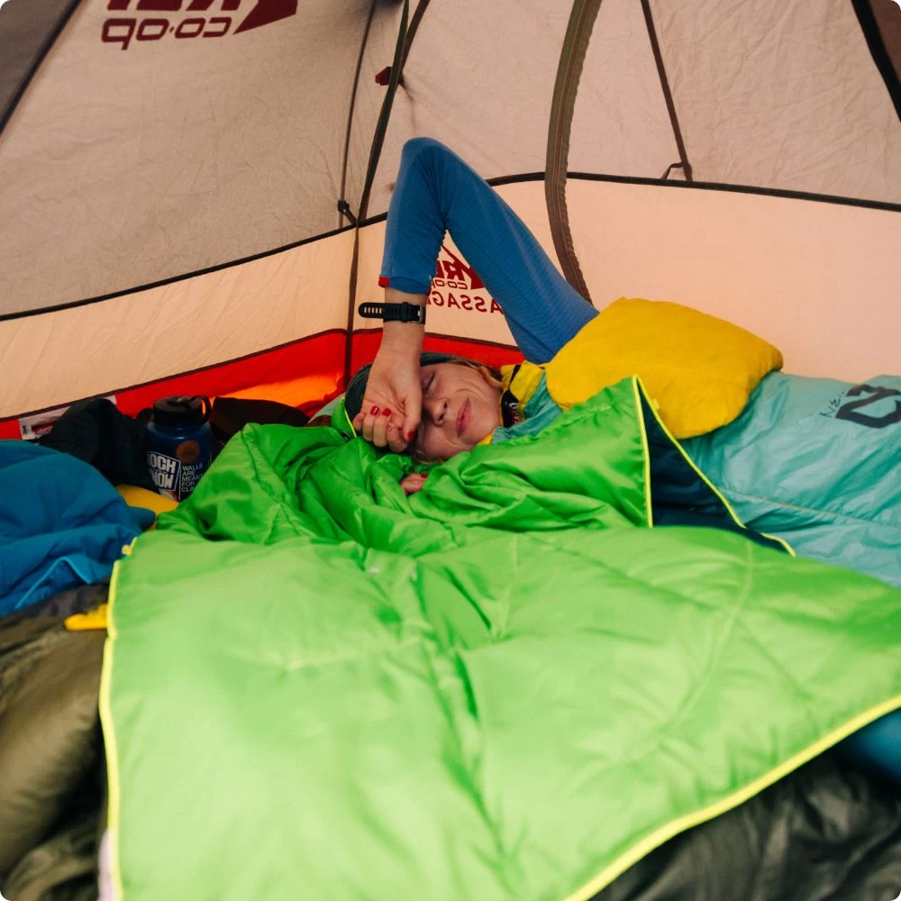 Rumpl Backcountry Puffy Blanket - Sea Moss 13 Rumpl Backcountry Puffy Blanket - Sea Moss - Image 11