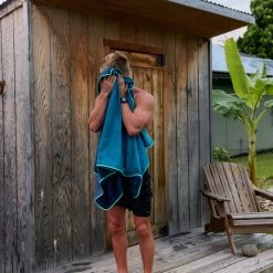 Rumpl Tech Towel - Ocean Fade 11 Rumpl Tech Towel - Ocean Fade -Rumpl rumpl tech towel standard tech towel ocean fade ru0320450st 1157685928